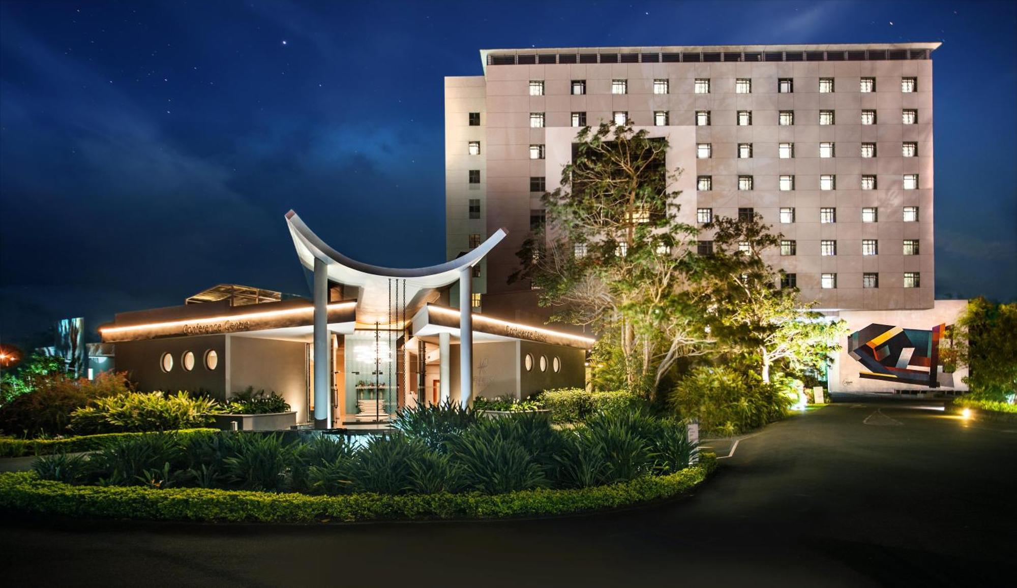 Hennessy Park Hotel Quatre Bornes Eksteriør billede